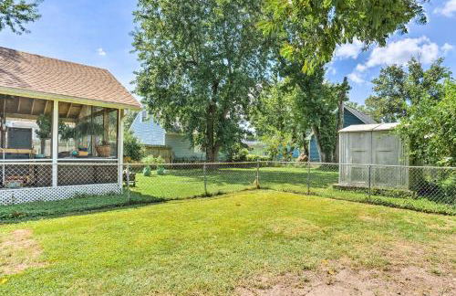 Chic Cottage with Private Yard Steps to Beach! - Foto 23