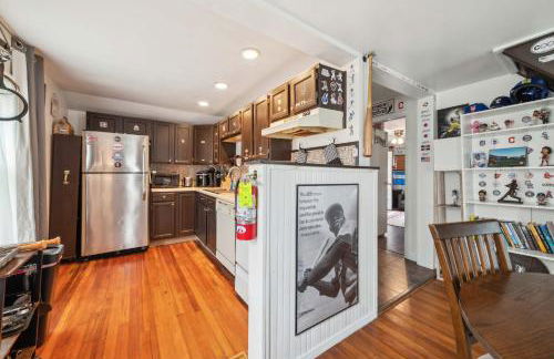 Cozy Milford Cottage on Half Acre w Deck & Grill - Foto 8