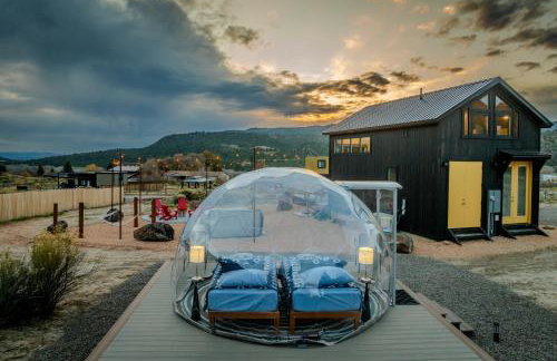 Stargazing Retreat with Hot Tub Deck Hammocks BBQ - Photo 33