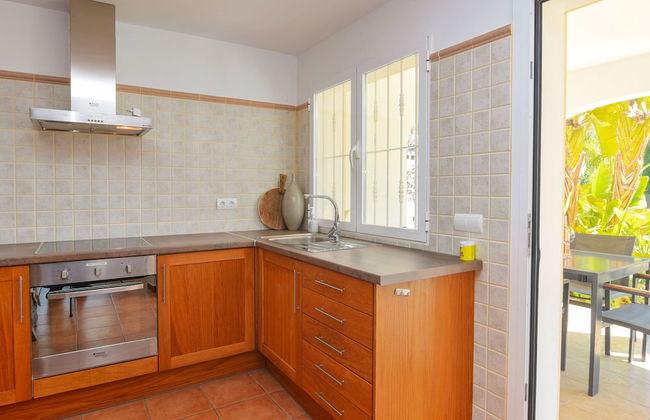 Luxurious Villa With Swimming Pool at Benissa Valencia - Photo 6