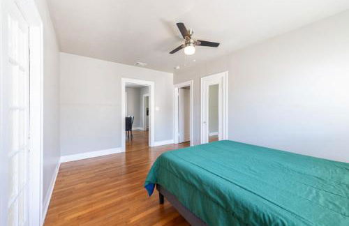 Luxurious 6 bedroom villa near downtown - Foto 51