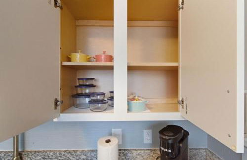 Luxury Downtown Cityview Suite Skywalk Access and Free Garage Parking - Foto 21