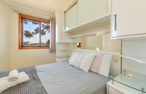 Lagos de Gramado, 2D na Av Borges de Medeiros - Foto 25