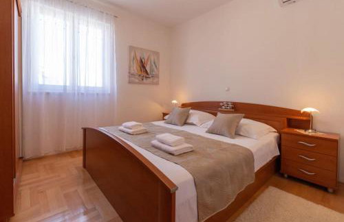 SEA VIEW- spacious apartment with shared pool - Foto 17