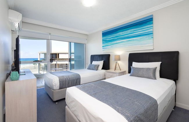 Regency on the Beach - Photo 9