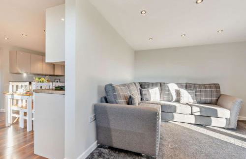 2 Bed in Llwyncelyn 94044 - Photo 4