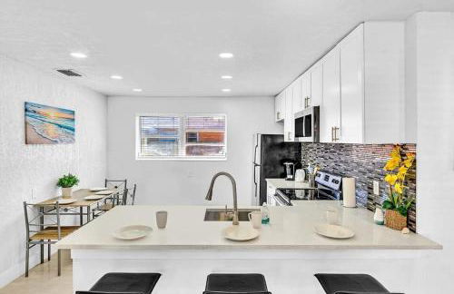 Modern 2br Near Aventura Mall & Sunny Beach - Foto 39