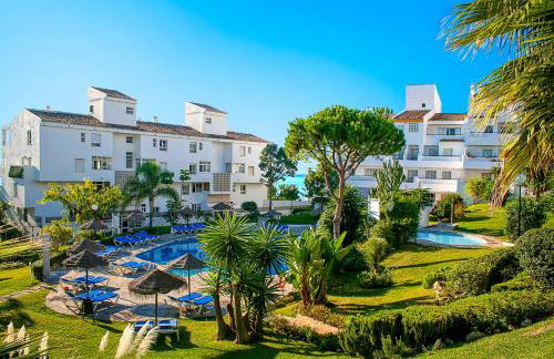 Ramada Hotel & Suites by Wyndham Costa del Sol - Photo 26