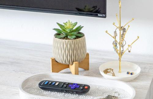 Dora's Haven Getaway-Cozy 1Bedroom with Boat or Camper Parking- Free - Foto 37