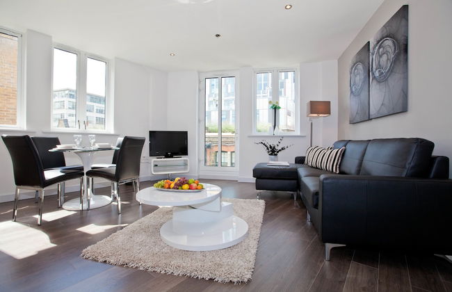 One Whites Row - Photo 16