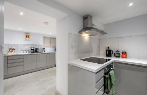 Newmarket House 5 Bedroom 5 En-suite Free Parking - Foto 11