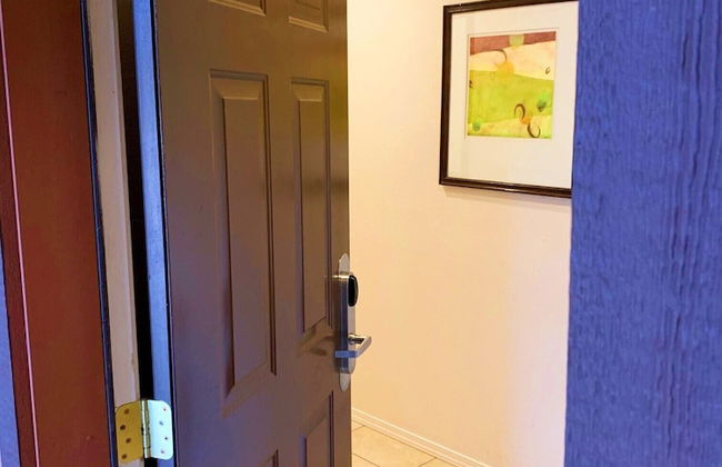 Canyon Plaza Premier Studios and Apts - Foto 2