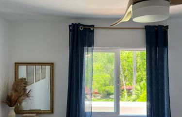 Duplex in residential complex with pool - Photo 19