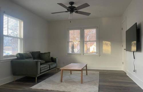 Freshly-remodeled, dog-friendly Westwood charmer! - Foto 21