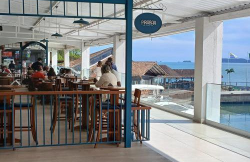 Apartamento com varanda de frente para o MAR - Angra dos Reis - Shopping Piratas - Portaria 24hs - Foto 41