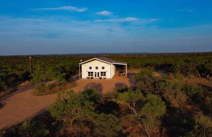 Gorgeous, secluded escape near River with Game room! - Photo 27