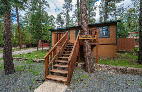 Roadrunner - Cozy Cabin - Whirlpool and Hot Tub - Foto 21