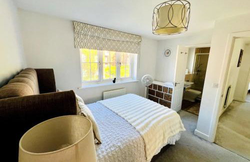 4 Bedroom home with study space - Foto 13