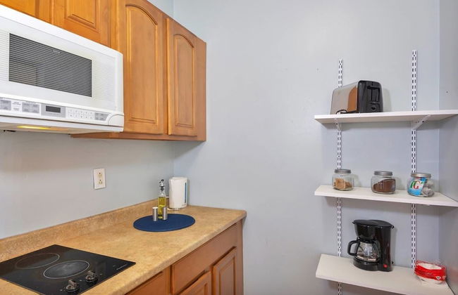 Gorgeous Spot in Hallandale Beach With Pool!! - Foto 16