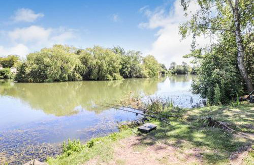 Platinum lakeside Lodge on resort with fishing - Foto 45