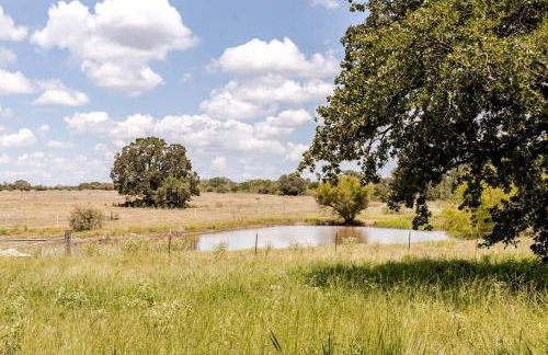 Modern Farmstay Cabin with Friendly Animals, Pond Views & Nature Trails Near Cedar Creek, Texas - Photo 27