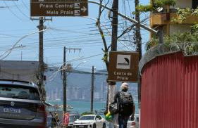 Apto climatizado amplo pé na areia - Itapema 180m da Praia - Foto 2