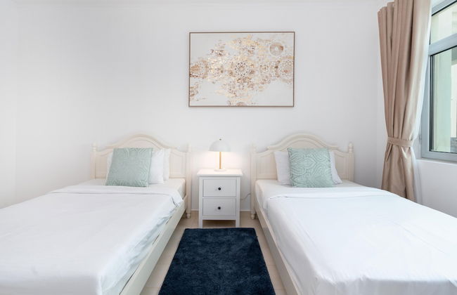 Lux BnB Greens & Views Lake View - Photo 11