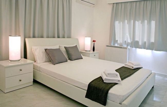 Corina Suites and Apartments - Foto 8