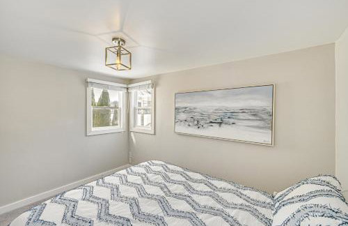 Lakefront Home with Boat Dock in Benton Harbor! - Foto 15