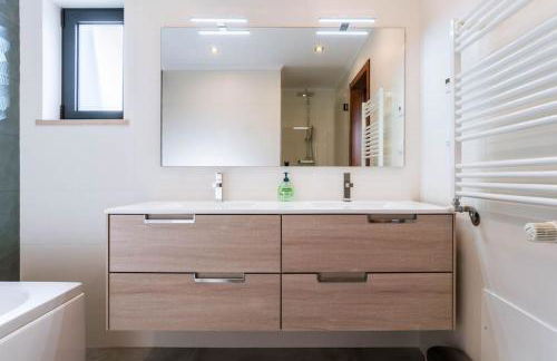 Luxurious 4Bedroom Villa Retreat by Lisbeyond - Foto 36