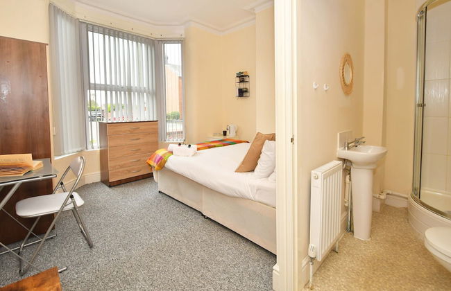 Townhouse @ 178 Ruskin Road Crewe - Photo 29