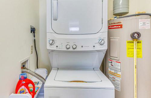 Dog-Friendly Condo with Resort Perks in Calabash! - Foto 16