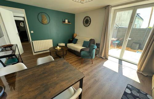 Logement avec terrasse et parking - Photo 9