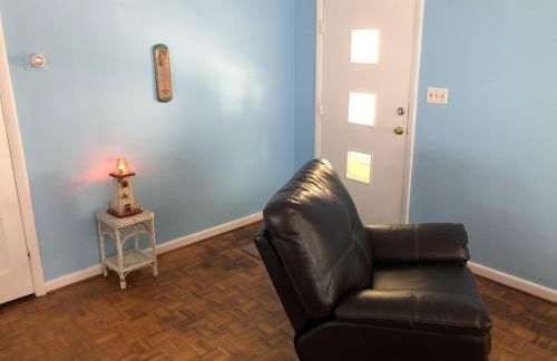 Beach Front on the Bay in our Rustic, Pet Friendly Cottage home - Photo 46