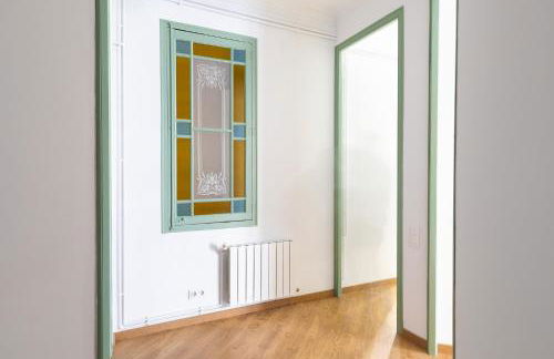 Modernist Family Apartment by PriorityVillas - Photo 31