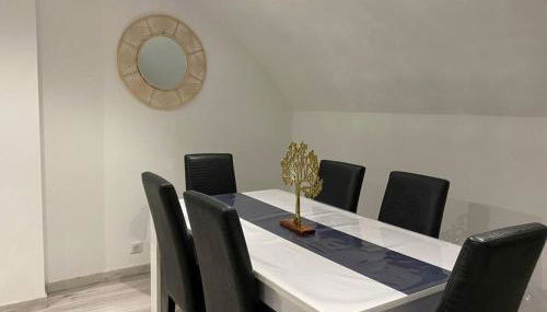 f2 50m2 atypique en souplex vue basilique - Foto 2