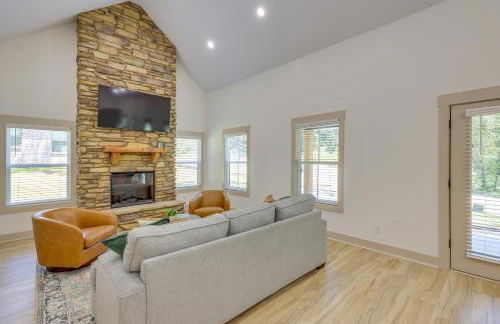 Walk to The Fields at 17 Springs Millbrook Home! - Foto 3