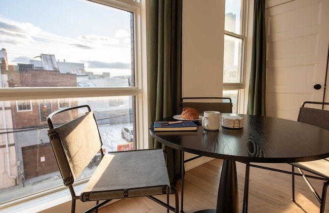 Sosuite NEW 2BR Apt w W D Split Level - Foto 7