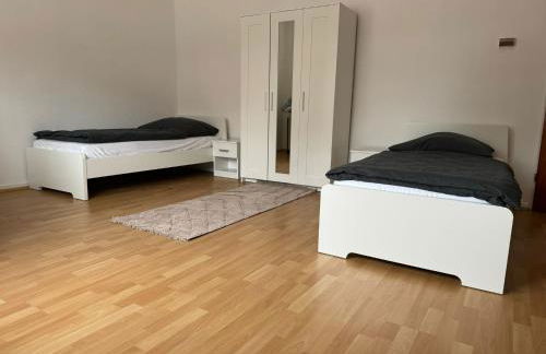 Zimmervermietung mit gemeinschafts Bad und Küche - Foto 1