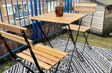 Stylish 1-Bed Flat in Canary Wharf - Photo 4