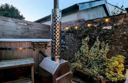 Pass the Keys Cosy Romantic Getaway with Hot Tub - Foto 20