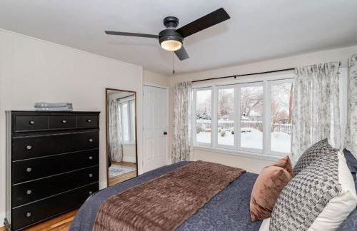 Modern 3BR Getaway-Stylish Ames - Foto 19