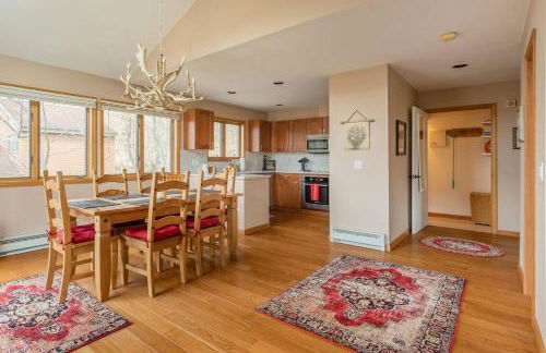 Mountaintop Lookout with Hot Tub under the Stars - Foto 12