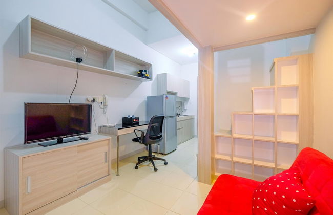 Comfortable and Cozy Living Studio Room at Dave Apartment - Foto 7