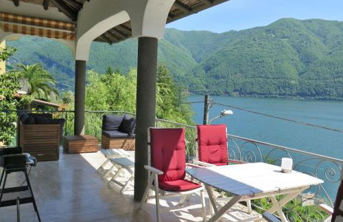 Beautifull view at lake - Photo 1