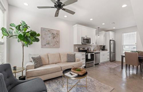 Beignet House Cajun Luxury Full Kitchen Fast WiFi - Foto 5