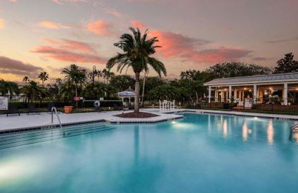 Quiet Gated Condo Near Universal with Pool and View - Foto 19