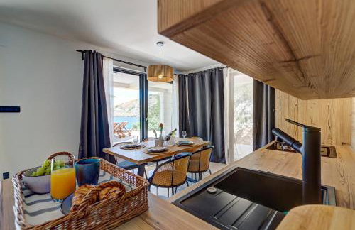 House Silence - Photo 26