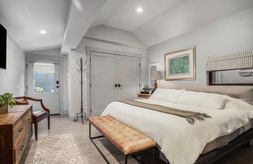 Redwood Room - Photo 10