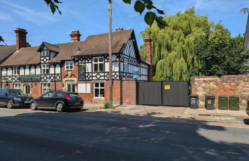 A historic Pub with a modern twist - The Greyhound - Foto 23